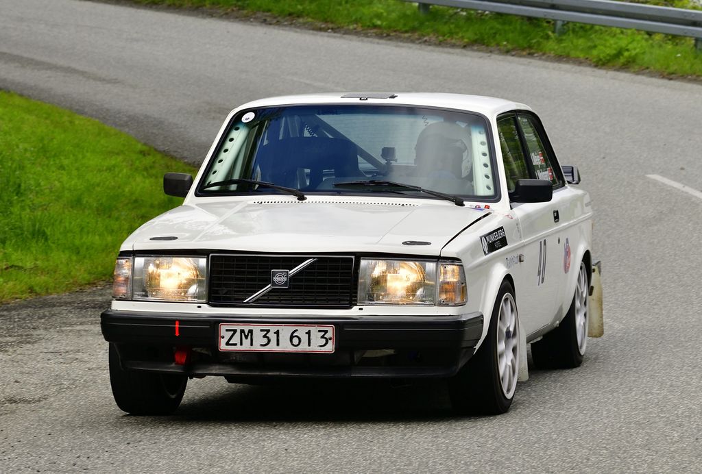 Med sin Volvo 242 Turbo fra 1983 vandt Heino Mejer for syvende gang totalsejren i Munkebjerg Hillclimb
(Foto: Michael Eisenberg)